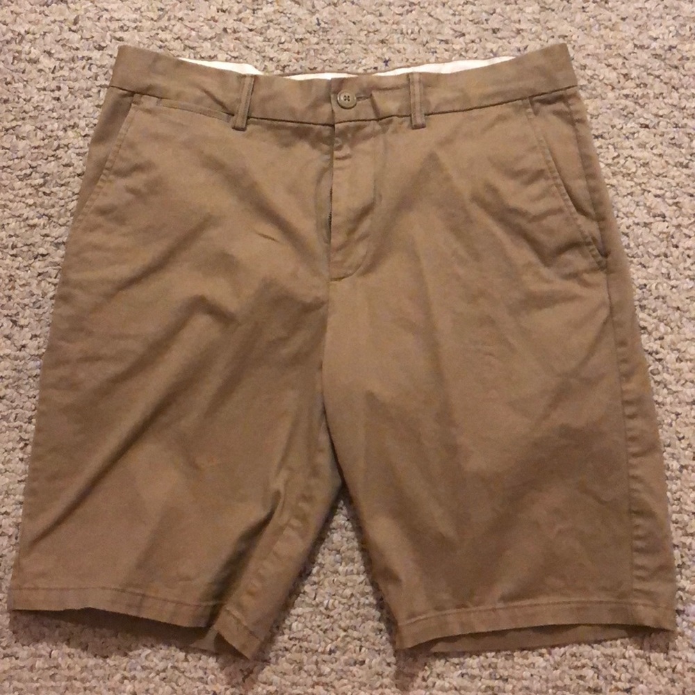 2 for 20-Men’s Old Navy Khaki Shorts